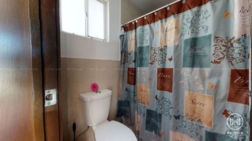 Imagen 12 de 17 de Casa En Venta En Encordada Del Valle Frente A Parque Con Exc
