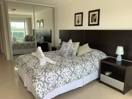Imagen 9 de 12 de Apartamento En Venta , Mansa,punta Del Este