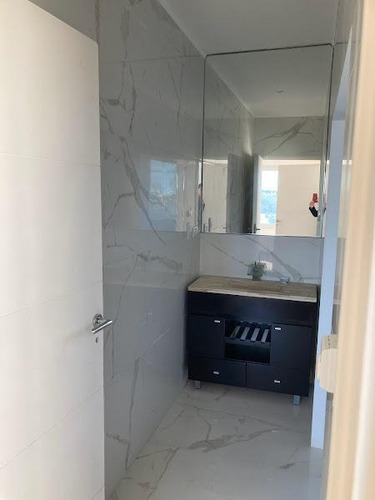 Imagen 25 de 30 de Venta Casa De Diseño En Barrio La Alameda - Canning