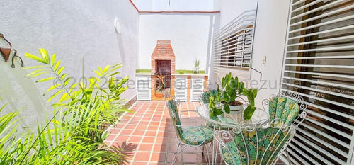 Imagen 26 de 27 de Bella Casa En Venta Santa Eduvigis Caracas 22-22985