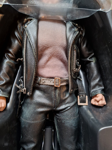 Terminator Exterminador Do Futuro T800 Hot Toys (Usado)