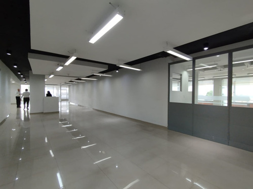 Oficina En Arriendo En Floresta Norte. Cod A1614360