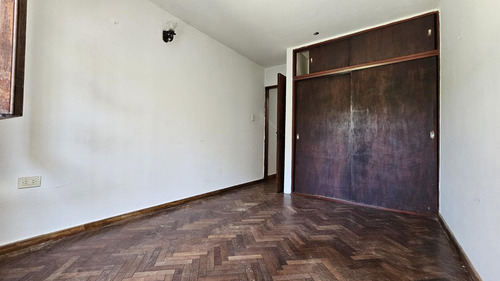 Casa Sobre Av Zanni, A Metros De Almafuerte