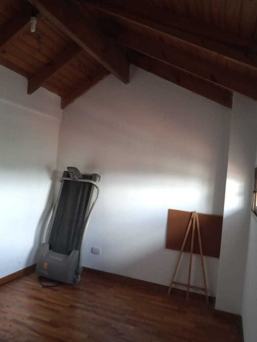 Imagen 13 de 14 de Triplex -4 Amb. 2 Dorm.-2 Baños-playroom-cochera-fdo. Libre