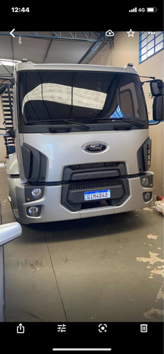 Ford Cargo 2423