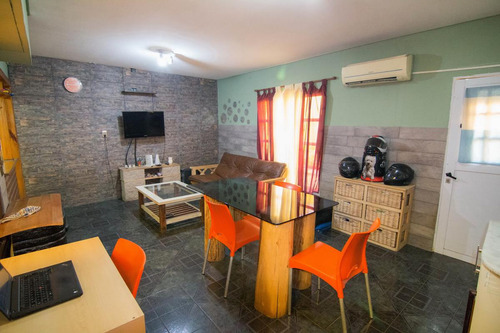 Ph En Venta - 3 Dormitorios 1 Baño - 69mts2 Cubiertos - Lomas Del Mirador