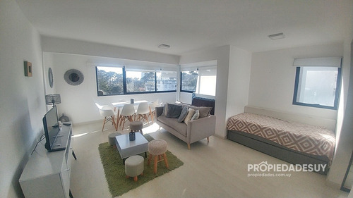 Apartamento En Venta De Un Dormitorio- Ref: 825