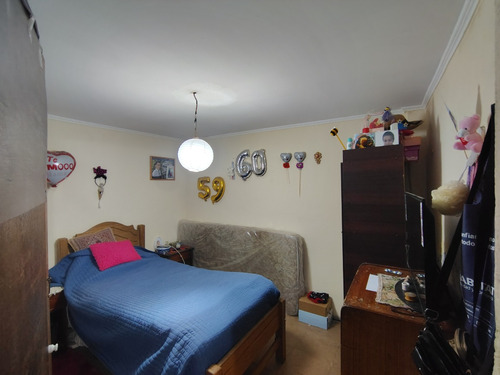 Oportunidad De Inversión! Casa Ubicada En Pasaje 4d 1b.
