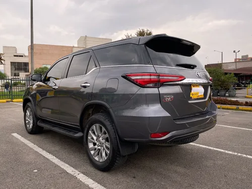Toyota Fortuner 2.4 At 2023