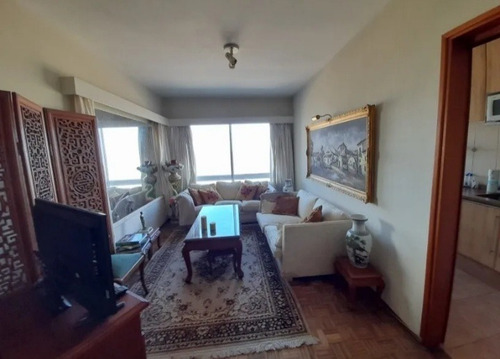 Imagen 3 de 11 de Venta Apartamento 2 Dormitorios 1 Baño Rambla Malvin