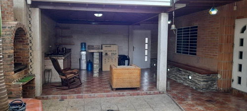 Imagen 2 de 16 de Apartamento En Venta Urbanizacion La Granja