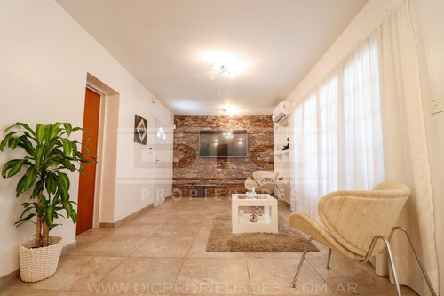 Casa 7 Ambientes Con 2 Locales- San Andres