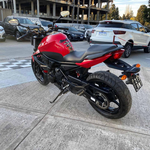 Imagen 5 de 21 de Yamaha Xj6 2011