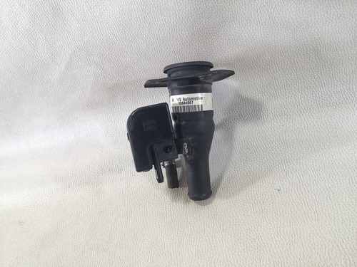 Toma Gasolina Gm Escalade Tahoe Yukon 2007-2013