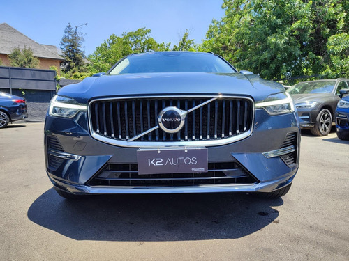 Volvo XC60 B5 II MOMENTUM 4WD