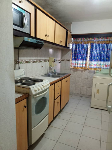 Se Vende Apartamento En Torre Nekuima, Alta Vista, Puerto Or