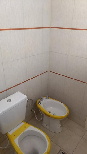 Imagen 8 de 13 de Venta - En Block 2 Ph - C/entrada De Auto - Consulte!!!