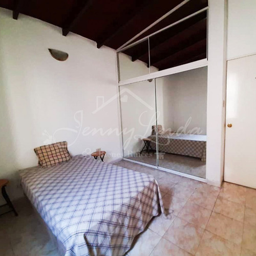 Imagen 7 de 14 de Venta Amplia Casa En La Morita Maracay
