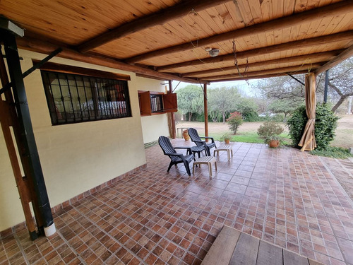 Casa En Venta Hermosa Propiedad De Dos Habitaciones En San Roque 2 Ambientes