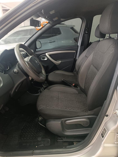 Renault Oroch Exp 16 Sce