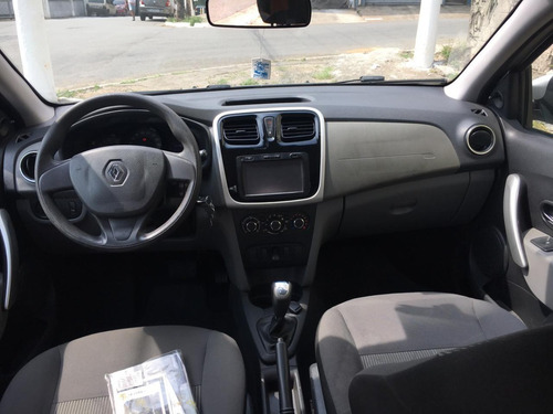 Imagem 2 de 9 de Renault Logan Expression 1.6 8v Easy-r (flex) 2017