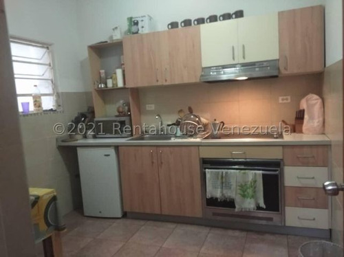 Imagen 9 de 28 de Casa En Venta La California Norte 22-23544juan Paz 0412-6250686