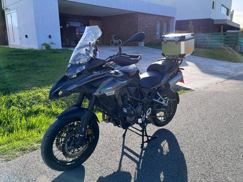 Benelli Trk 502x Con Valijas Laterales Y Top Case