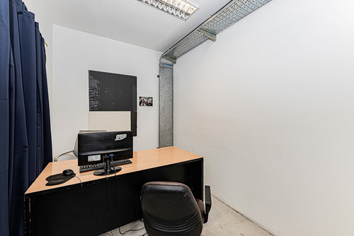 Edificio Comercial. 5 Niveles. Renta 6 %. Ingreso Vehicular. San Nicolás