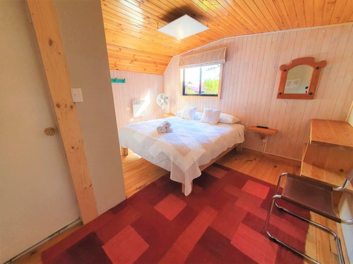 Hostal En Venta De 11 Dorm. En Pucónmcerca Playa