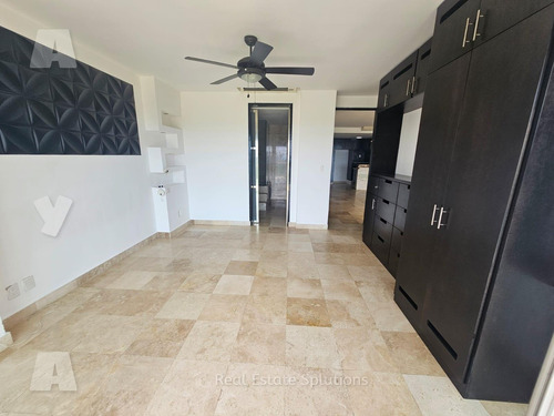Departamento En Renta, 3 Recámaras, Av. Bonampak, Cancún