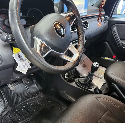 Renault Duster Oroch 2023