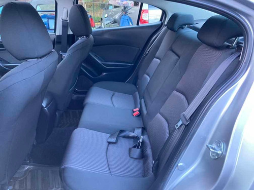 Imagen 11 de 15 de Mazda 3 2016 2.0 I Touring Mt
