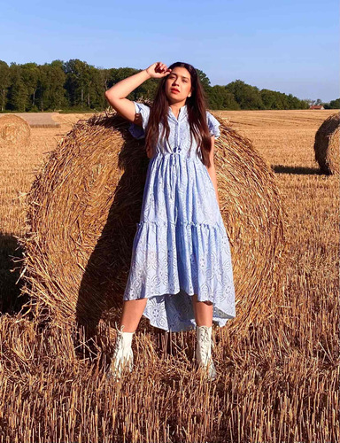 Vestido Europeo En Ojalillo Azul