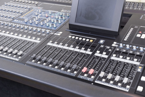 Imagen 4 de 10 de Yamaha Pm5d Mezclador Digital De 48 Canales Iglesia Propieda