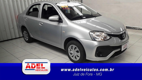 Toyota Etios 1.5 X Sedan 16v Flex 4p Automático
