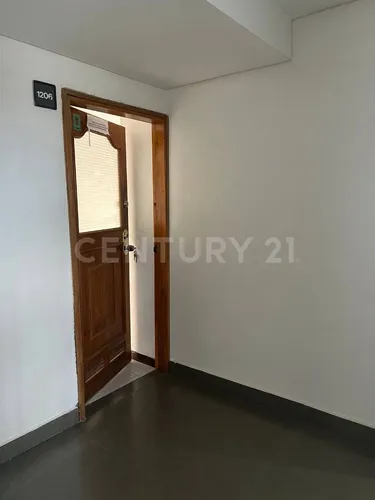 Se Vende Oficina Excelente Ubicacion Edificio Romarco