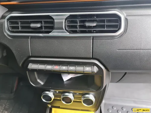 Renault Duster Oroch Intens CVT 1.3 Turbo