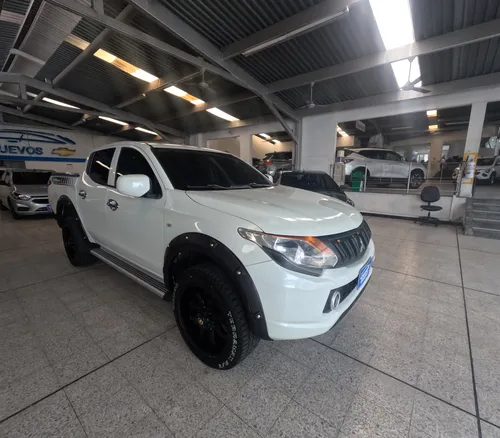 Mitsubishi L200 2.5l