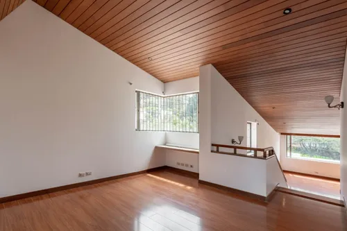 Casa En Arriendo/venta En Santa Barbara Alta. Cod A19949