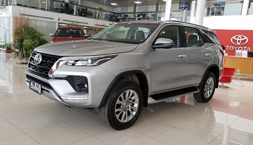 Toyota Sw4 4x4 Srx 2.8 Tdi 6 A/t 7a 0km Retira En Conces Of