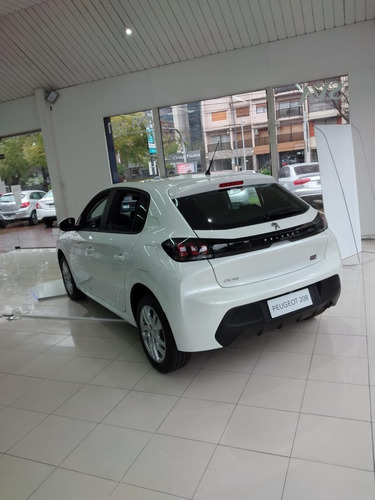 Imagen 6 de 12 de Peugeot 208 1.6 Active Tiptronic