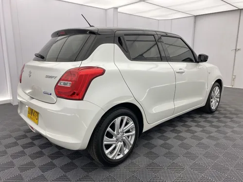 Suzuki Swift 1.2 Hybrid