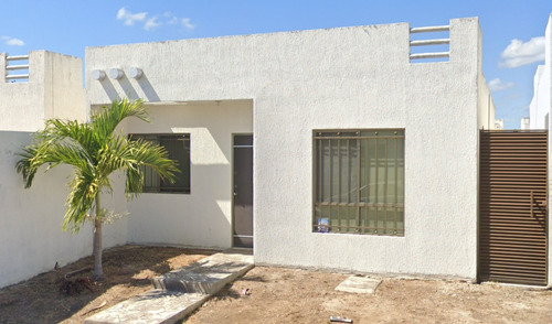Casa En Venta C. 51-d Fraccionamiento Las Américas 2 Mérida Yucatan/ Recuperacion Bancaria Laab2