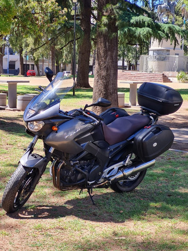 Imagen 2 de 8 de Yamaha Tdm 900 2010-2012- Unica Mano- Yamaha Pergamino Motos