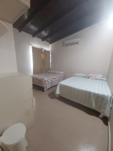 Imagen 9 de 12 de Casa En Venta Urb. Río Negro