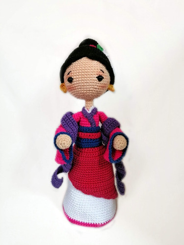 Disney: Princesa Mulan En Vestido De Gala  Amigurumi