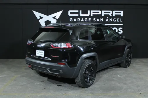 Jeep Cherokee 3.3l Trailhawk At