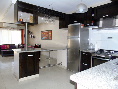Venta Villa Sarmiento Triplex 4 Amb. Apto Credito