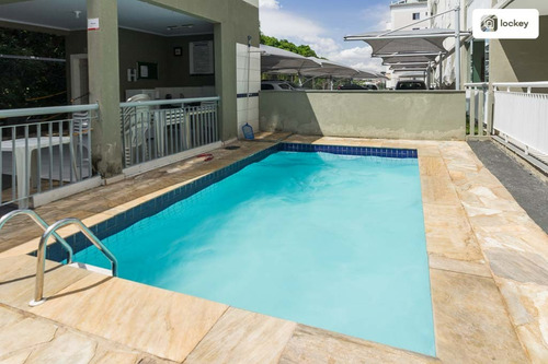 Vendo Otimo Apartamento Ao Lado Do Shopping Norte!