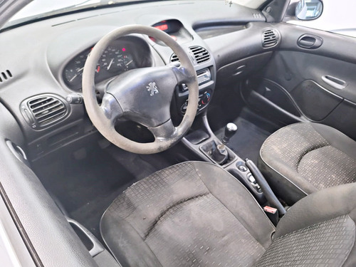 Peugeot 206 1.4 SENSATION 8V FLEX 4P MANUAL